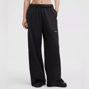Lululemon Plush Velour Mid-Rise Pant